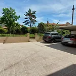 Apartment Nina