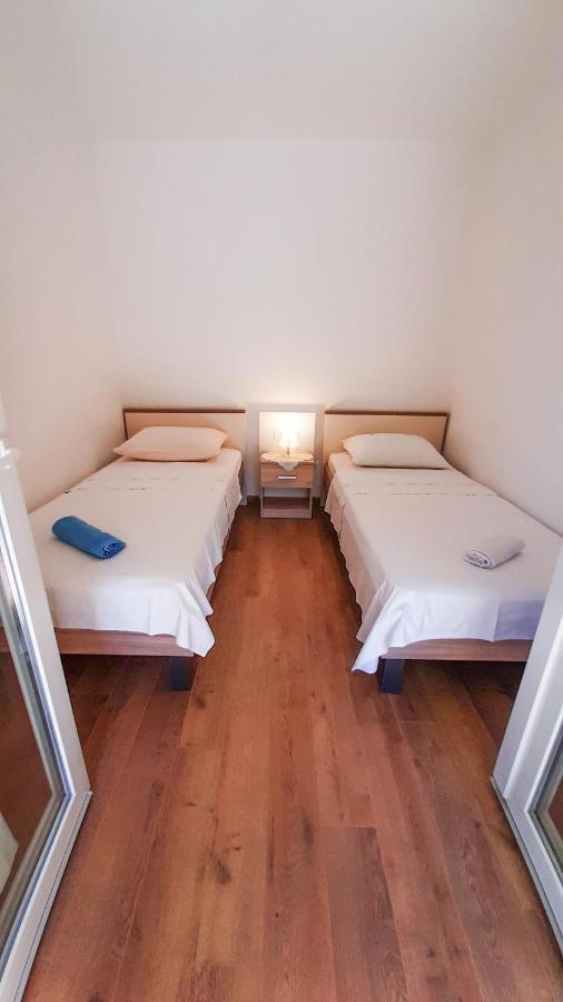 Apartma Nina